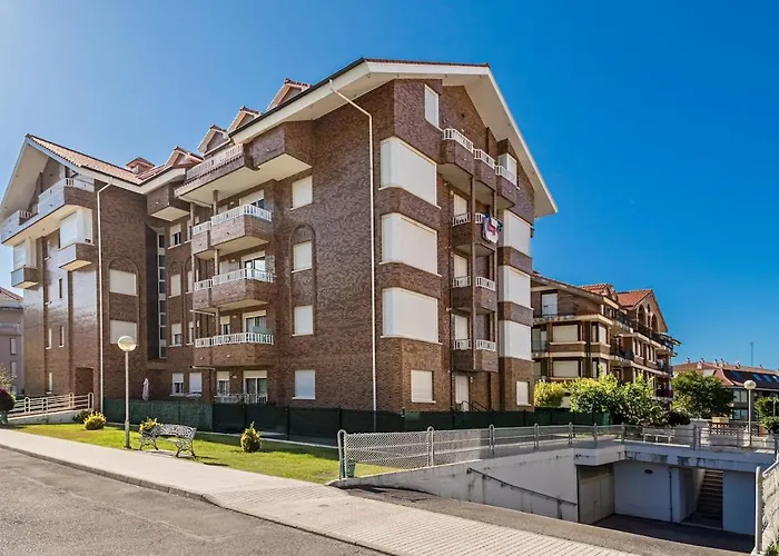 Piso En Con Garaje Y Piscina Apartment *