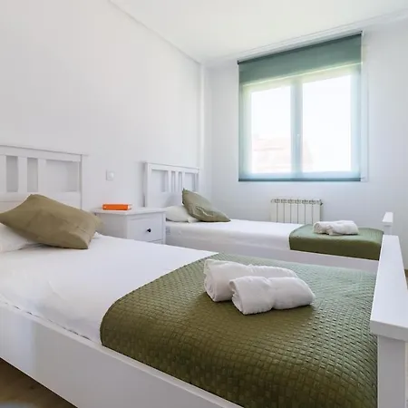 Piso En Con Garaje Y Piscina