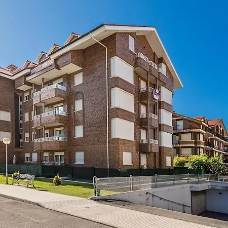 Piso En Con Garaje Y Piscina Apartamento *